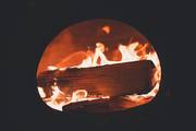 Kamin mit Tunnelglas, Durchsichtkamine, 2 Räume Feuersicht Ideal als Raumteiler bei größeren Räumen, Kaminbau Ofenbau Kolla Kolla, Kamine für innen und draussen